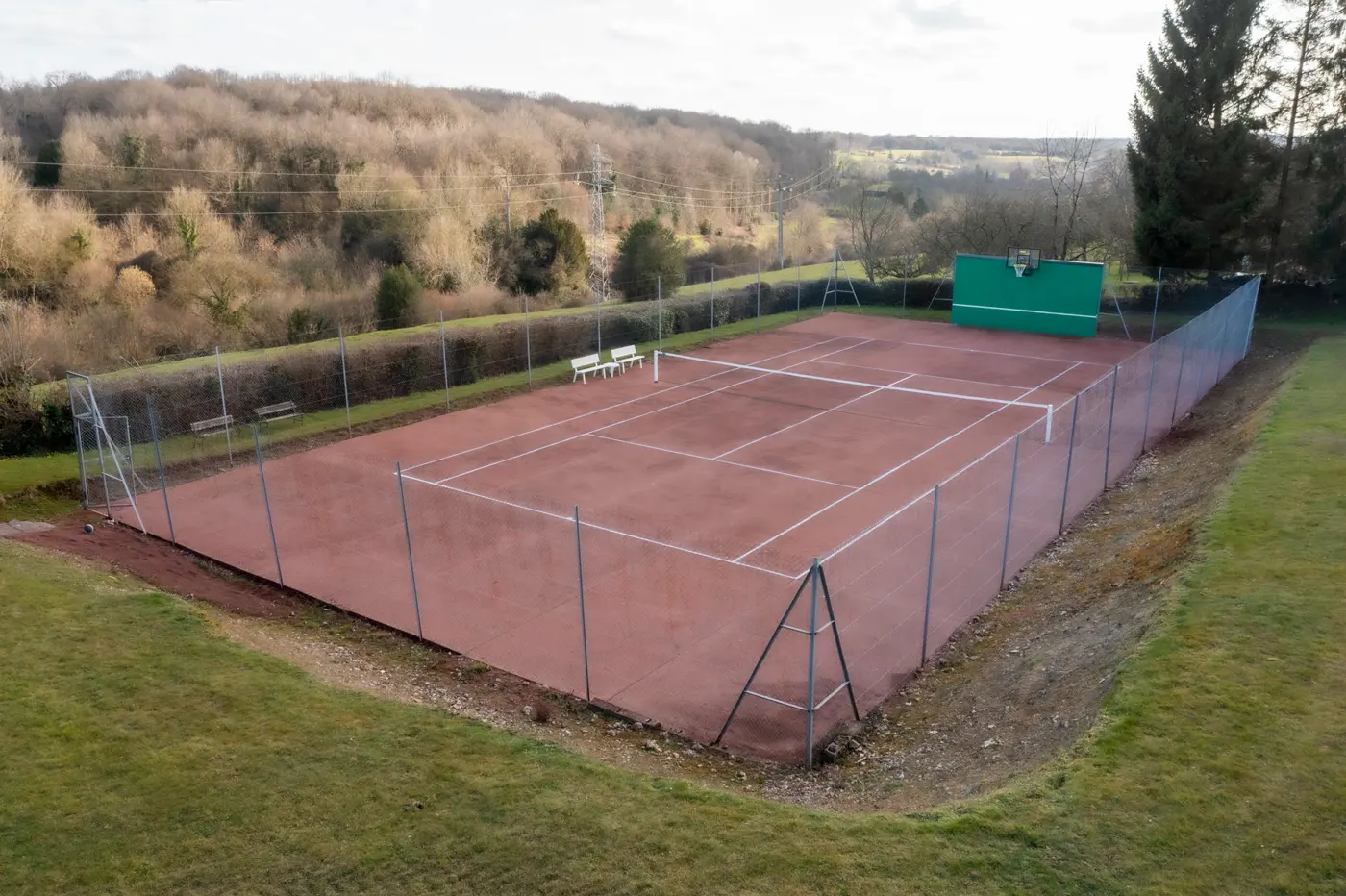 Le court de tennis vu du ciel